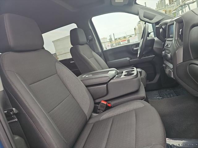 2025 Chevrolet Silverado HD Custom