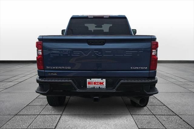 2025 Chevrolet Silverado HD Custom