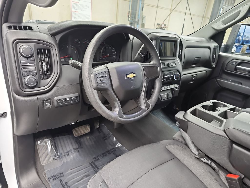 2024 Chevrolet Silverado HD Custom