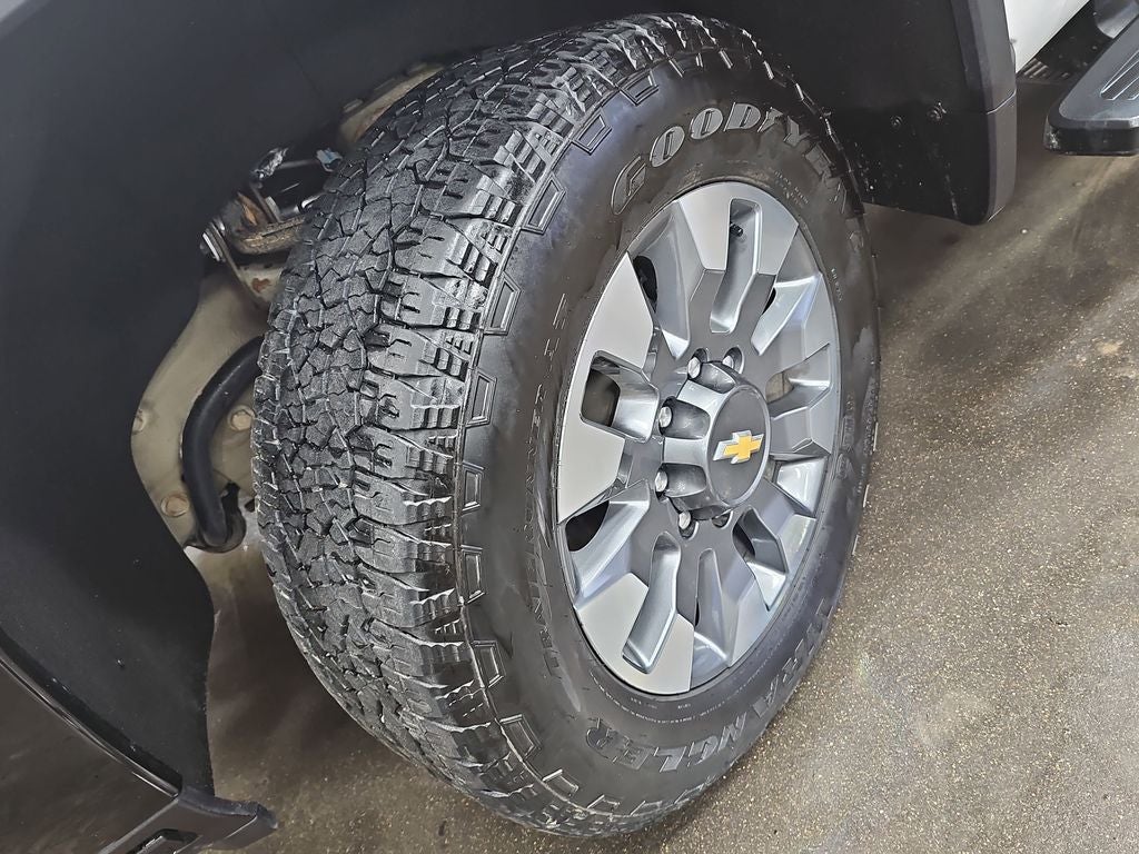 2024 Chevrolet Silverado HD Custom