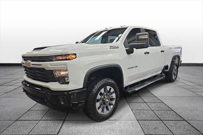 2024 Chevrolet Silverado HD Custom