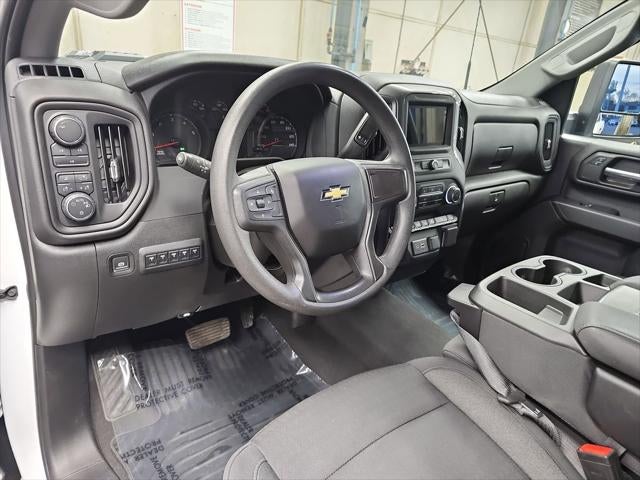 2024 Chevrolet Silverado HD Custom