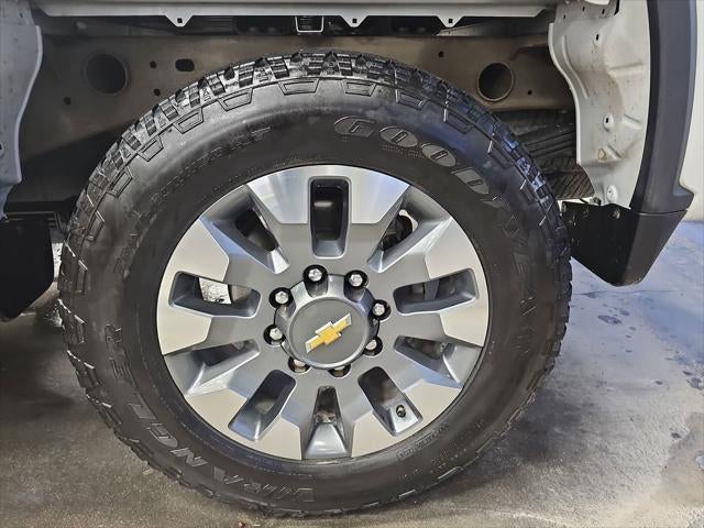 2024 Chevrolet Silverado HD Custom