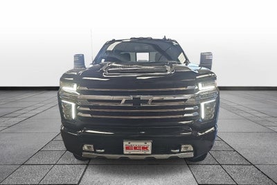 2022 Chevrolet Silverado HD High Country