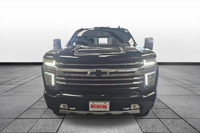 2022 Chevrolet Silverado HD High Country