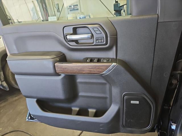 2022 Chevrolet Silverado HD High Country