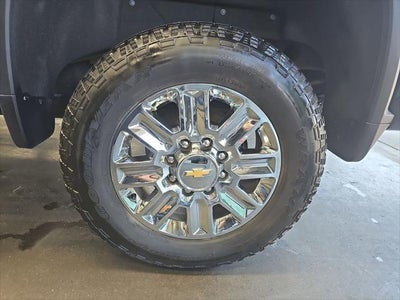 2022 Chevrolet Silverado HD High Country