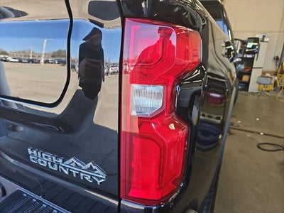 2022 Chevrolet Silverado HD High Country