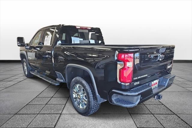 2022 Chevrolet Silverado HD High Country