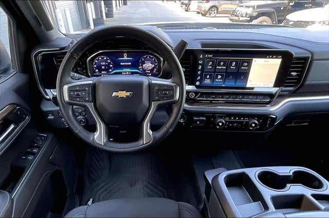 2024 Chevrolet Silverado LT