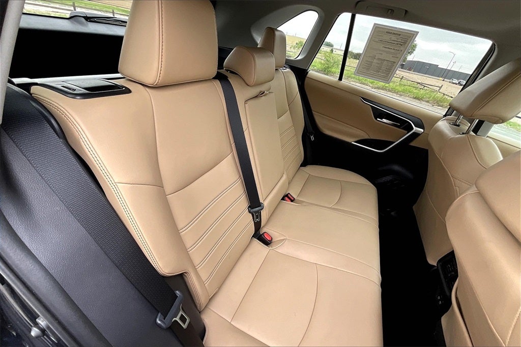 2019 Toyota RAV4 XLE Premium