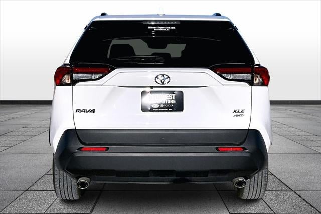 2022 Toyota RAV4 XLE