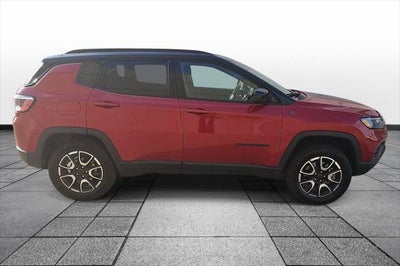 2025 Jeep Compass Trailhawk