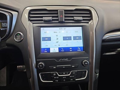 2020 Ford Fusion SE