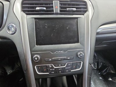 2020 Ford Fusion SE
