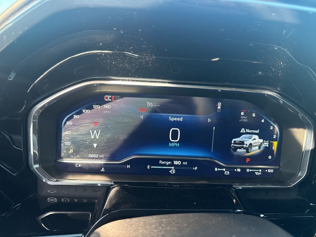 2025 Chevrolet Silverado 1500 LT Trail Boss