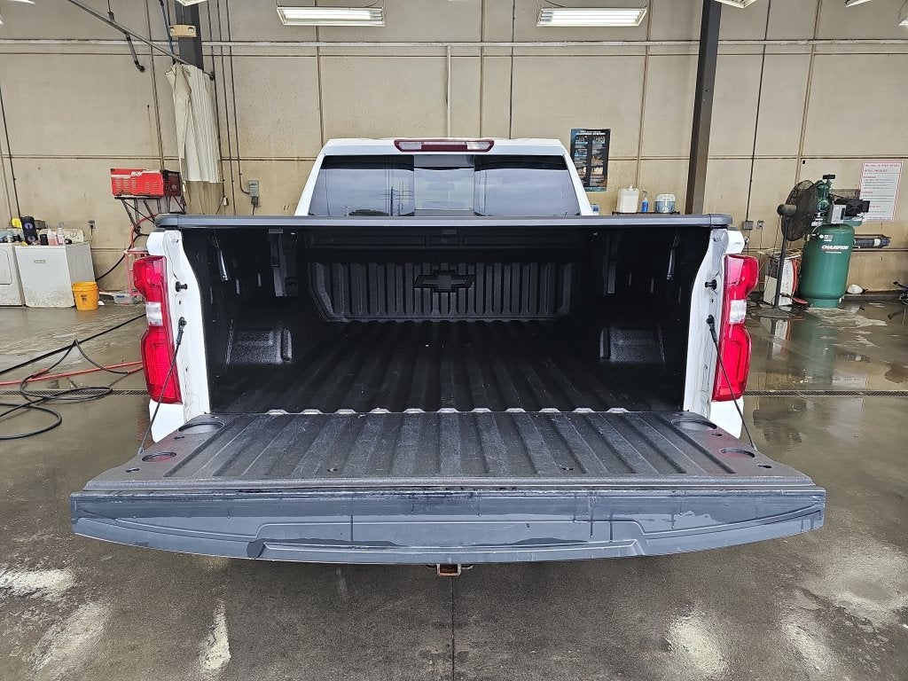 2021 Chevrolet Silverado RST