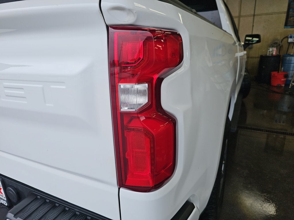 2021 Chevrolet Silverado RST