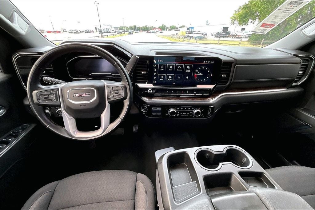 2024 GMC Sierra Elevation