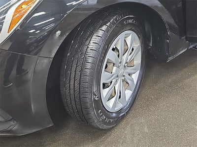 2022 Hyundai Accent SE