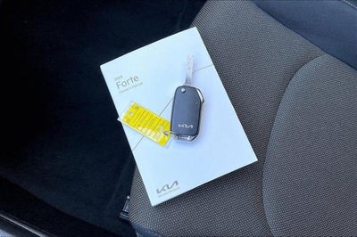 2023 Kia Forte LX