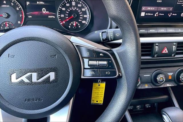 2023 Kia Forte LX