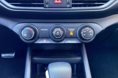 2023 Kia Forte LX