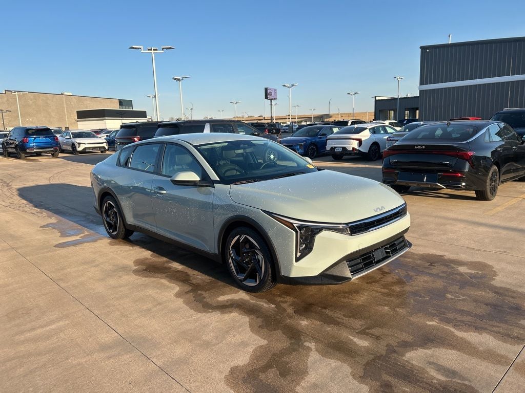 2026 Kia K4 EX