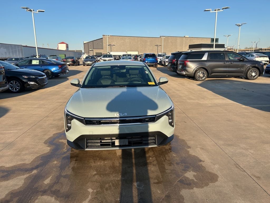 2026 Kia K4 EX