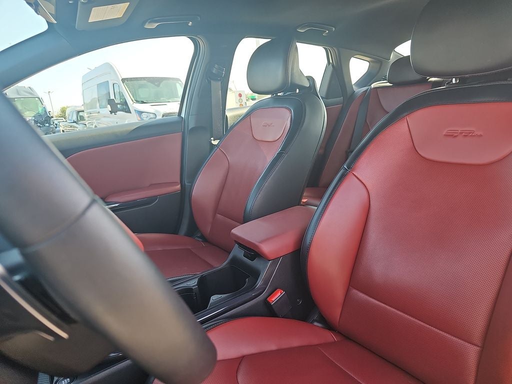 2025 Kia K4 GT-Line