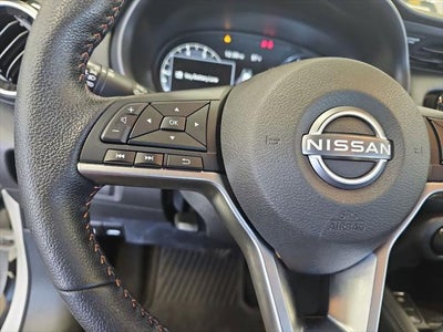 2022 Nissan Kicks SR