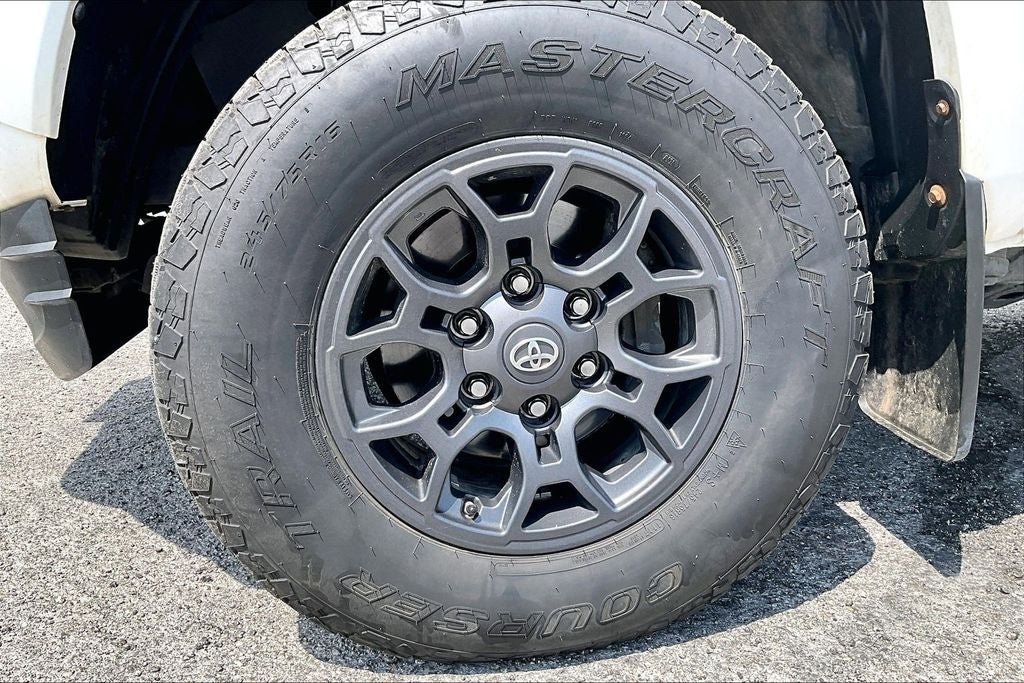 2018 Toyota Tacoma SR5 V6