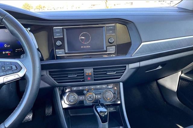 2024 Volkswagen Jetta 1.5T SE