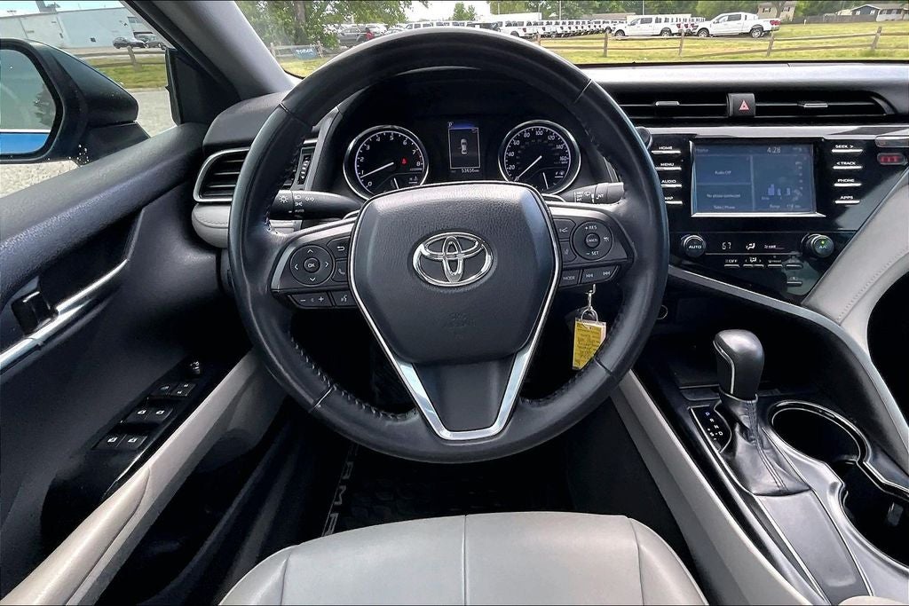 2019 Toyota Camry SE