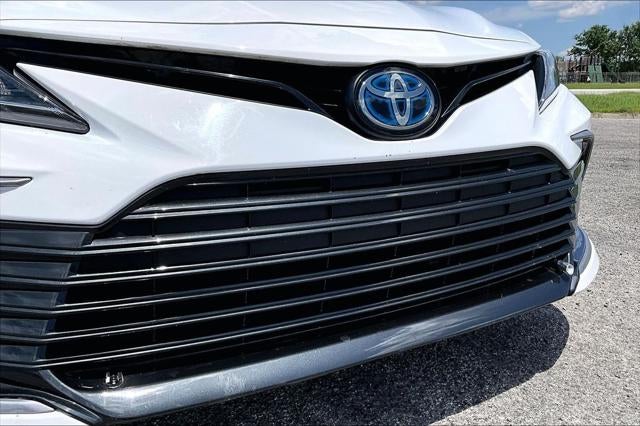 2021 Toyota Camry Hybrid LE