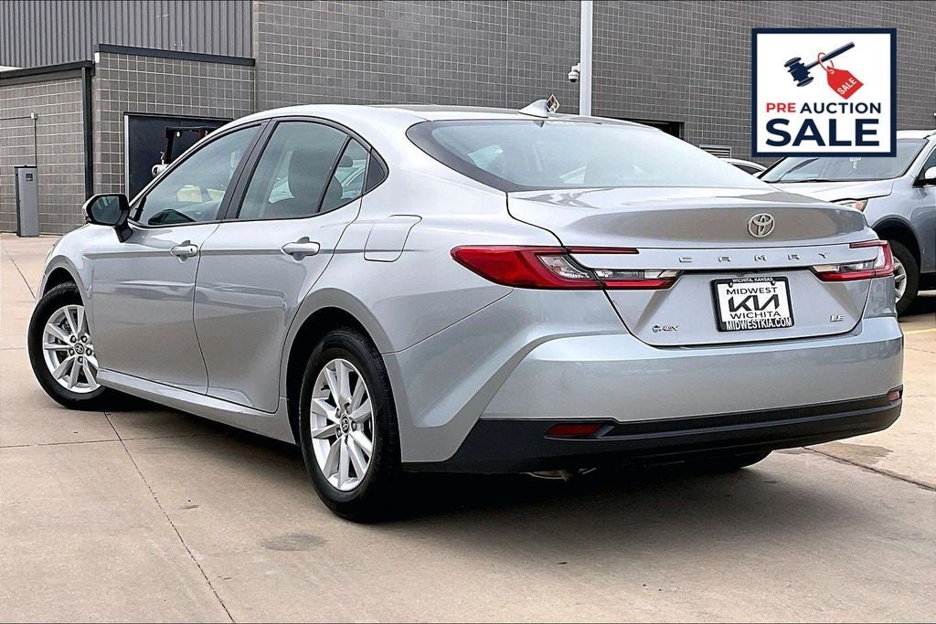 2025 Toyota CAMRY LE