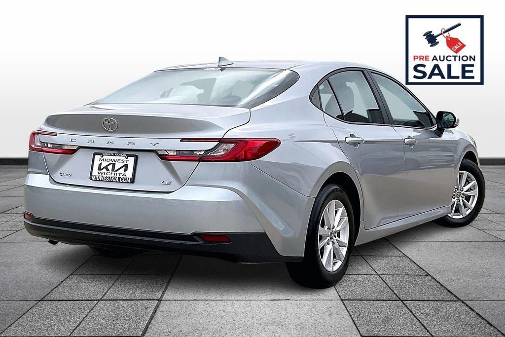 2025 Toyota CAMRY LE