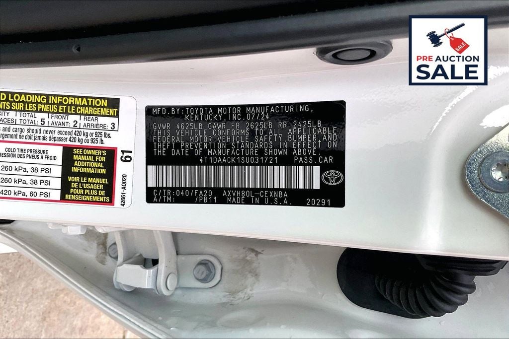 2025 Toyota CAMRY LE