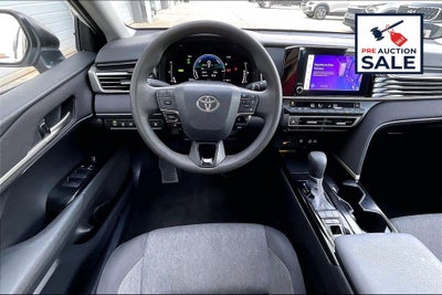 2025 Toyota CAMRY LE