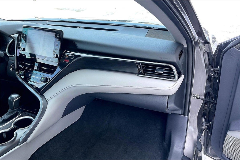 2023 Toyota CAMRY XLE