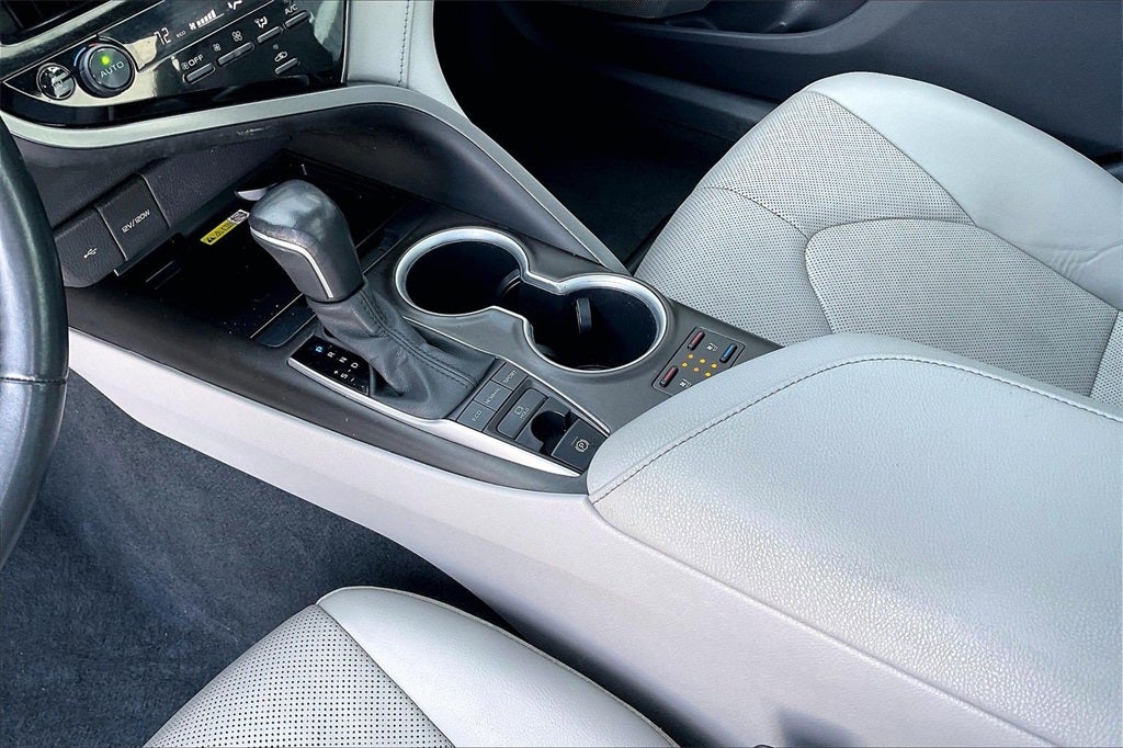 2023 Toyota CAMRY XLE