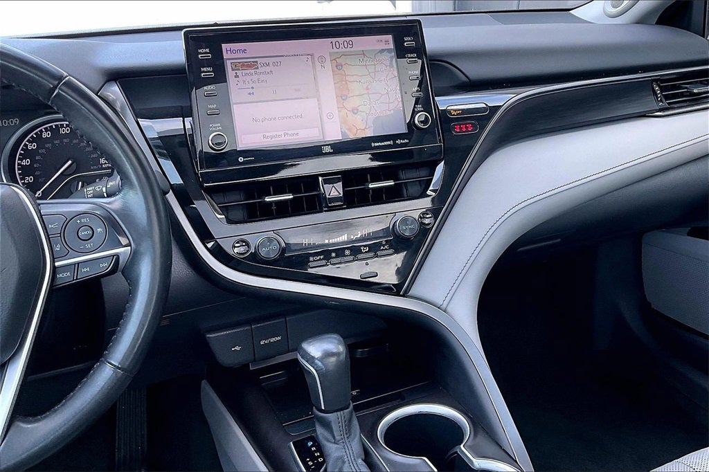 2023 Toyota CAMRY XLE