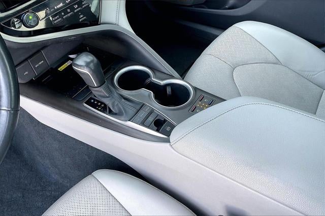 2023 Toyota CAMRY XLE