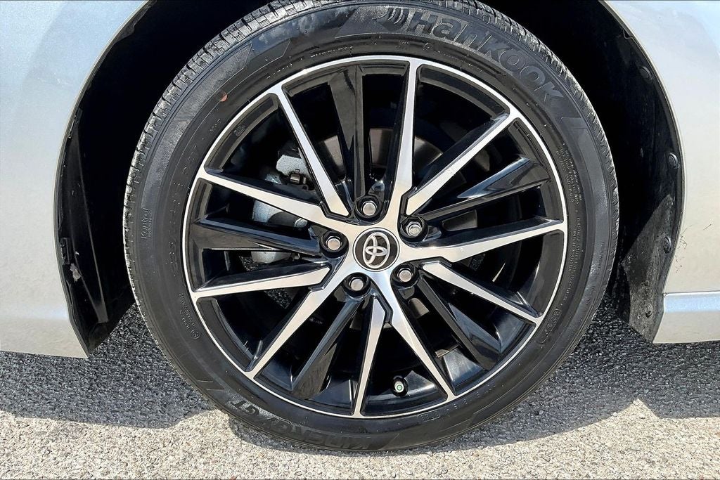 2024 Toyota CAMRY SE