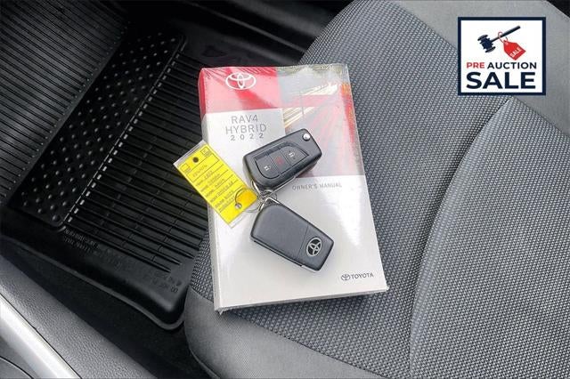 2022 Toyota RAV4 HYBRID LE