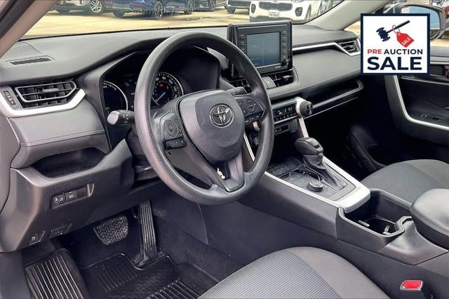 2022 Toyota RAV4 HYBRID LE