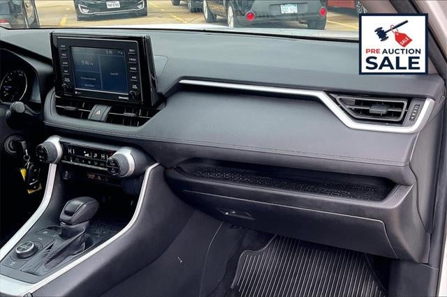 2022 Toyota RAV4 HYBRID LE