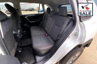 2022 Toyota RAV4 HYBRID LE