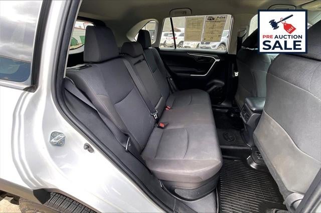 2022 Toyota RAV4 HYBRID LE