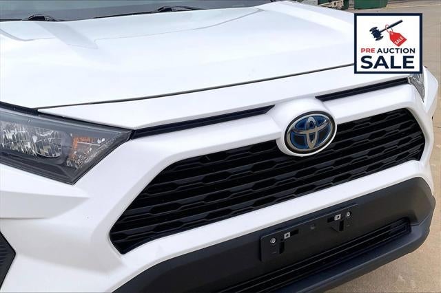 2022 Toyota RAV4 HYBRID LE